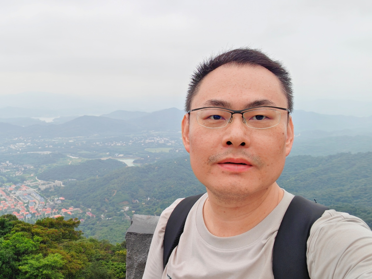 万搏官方注册创新论坛第一千九百四十八讲：Modifying gravity without extra degrees of freedom